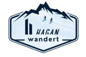 HAGAN Ski wandert mit HAGAN Persönlichkeiten und spricht über das Leben, die Berge und das Skitourengehen. Im Logo sieht man Berge, zwei Tourenskigeher und das HAGAN Logo.