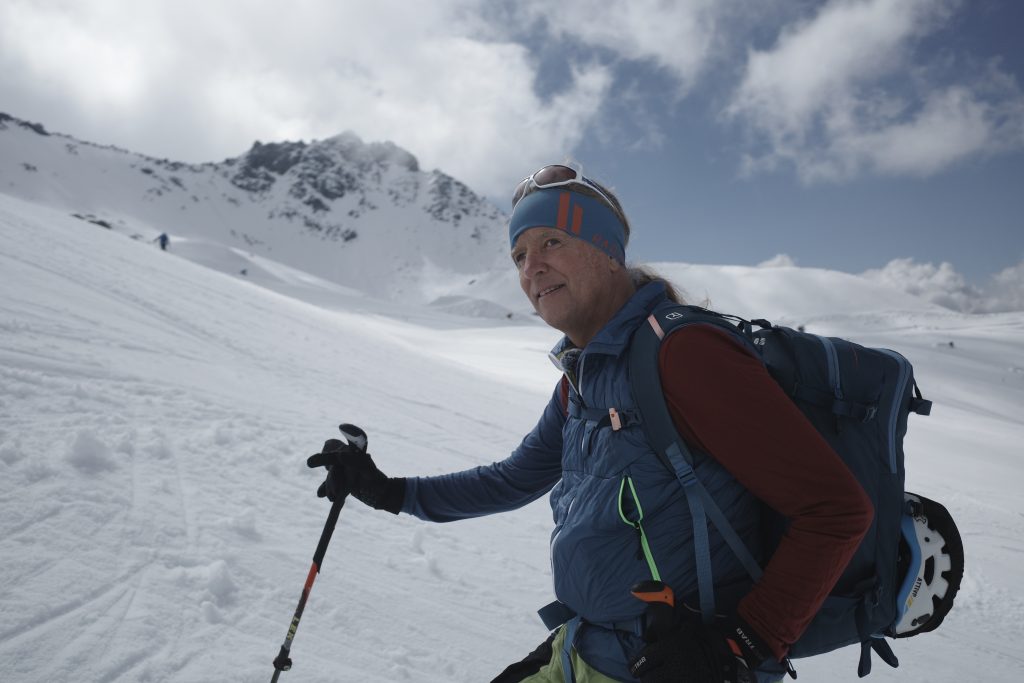 Der blinde Ausnahmesportler Andy Holzer im Interview mit Geschäftsführer der HAGAN Ski GesmbH Florian Kollros-Farthofer.